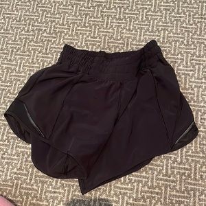lululemon hotty hot shorts